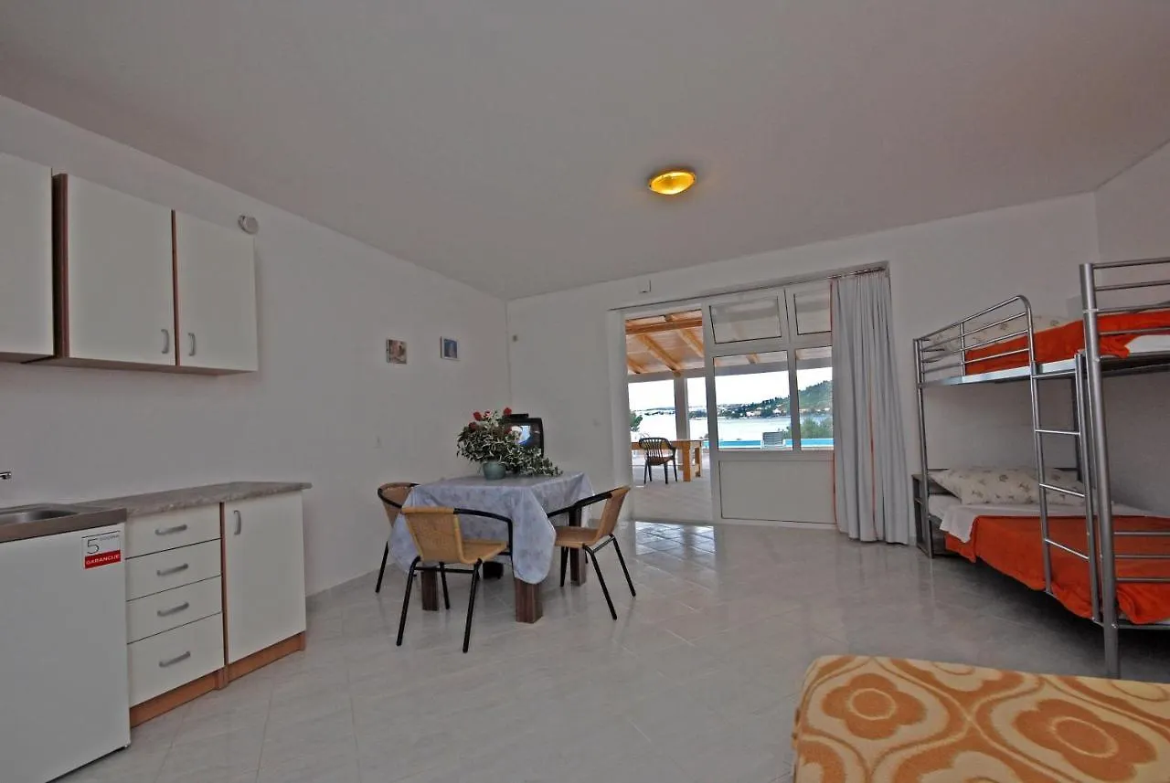 Apartment Studio Kali 14083C